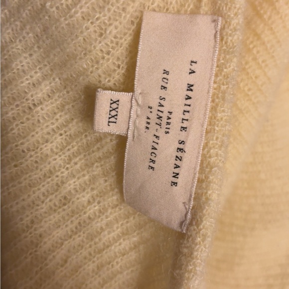 Women's Cream Button-Back Knit Sweater - Picture 2 of 2